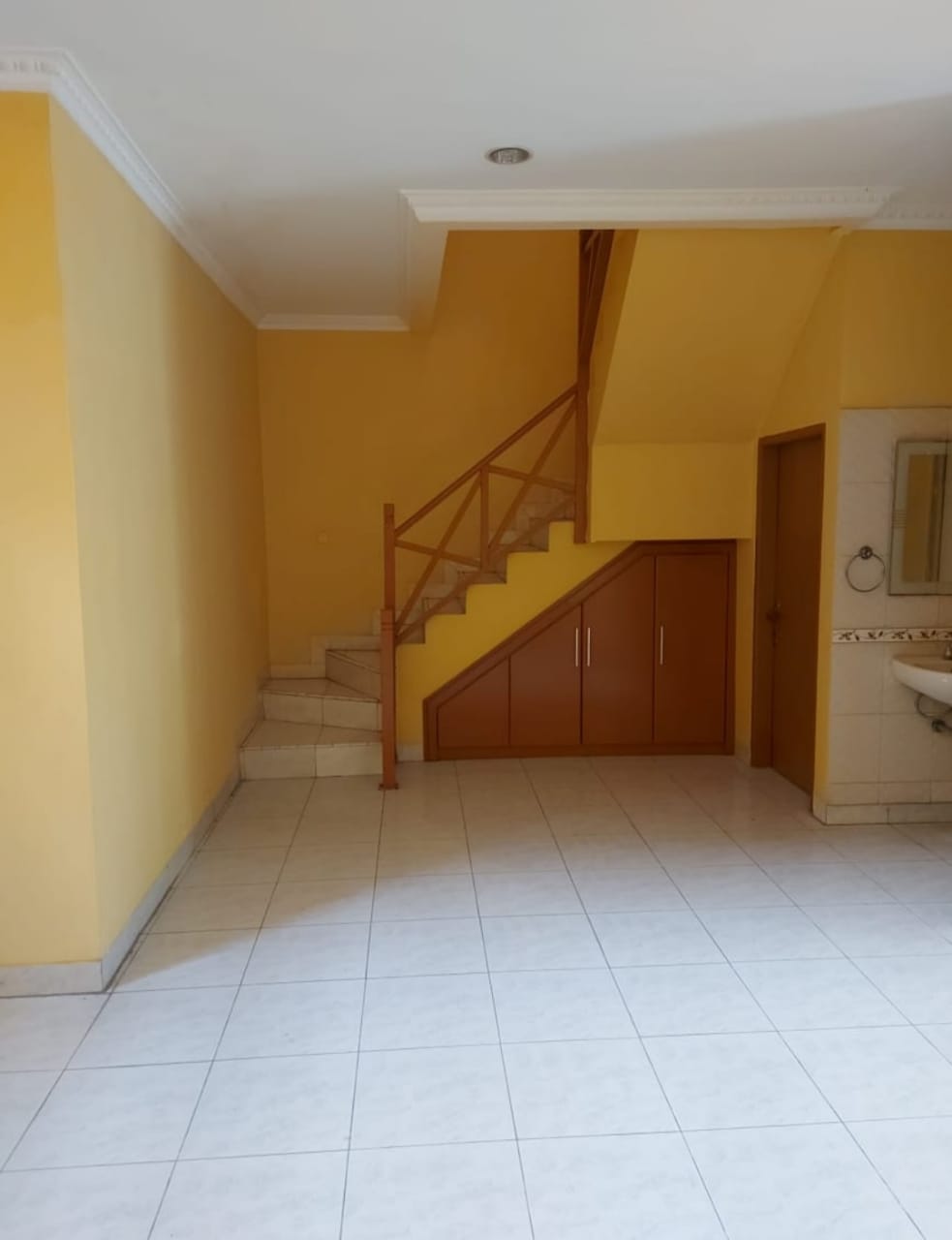 Rumah Dijual di Cluster Meadow Green Lippo Cikarang